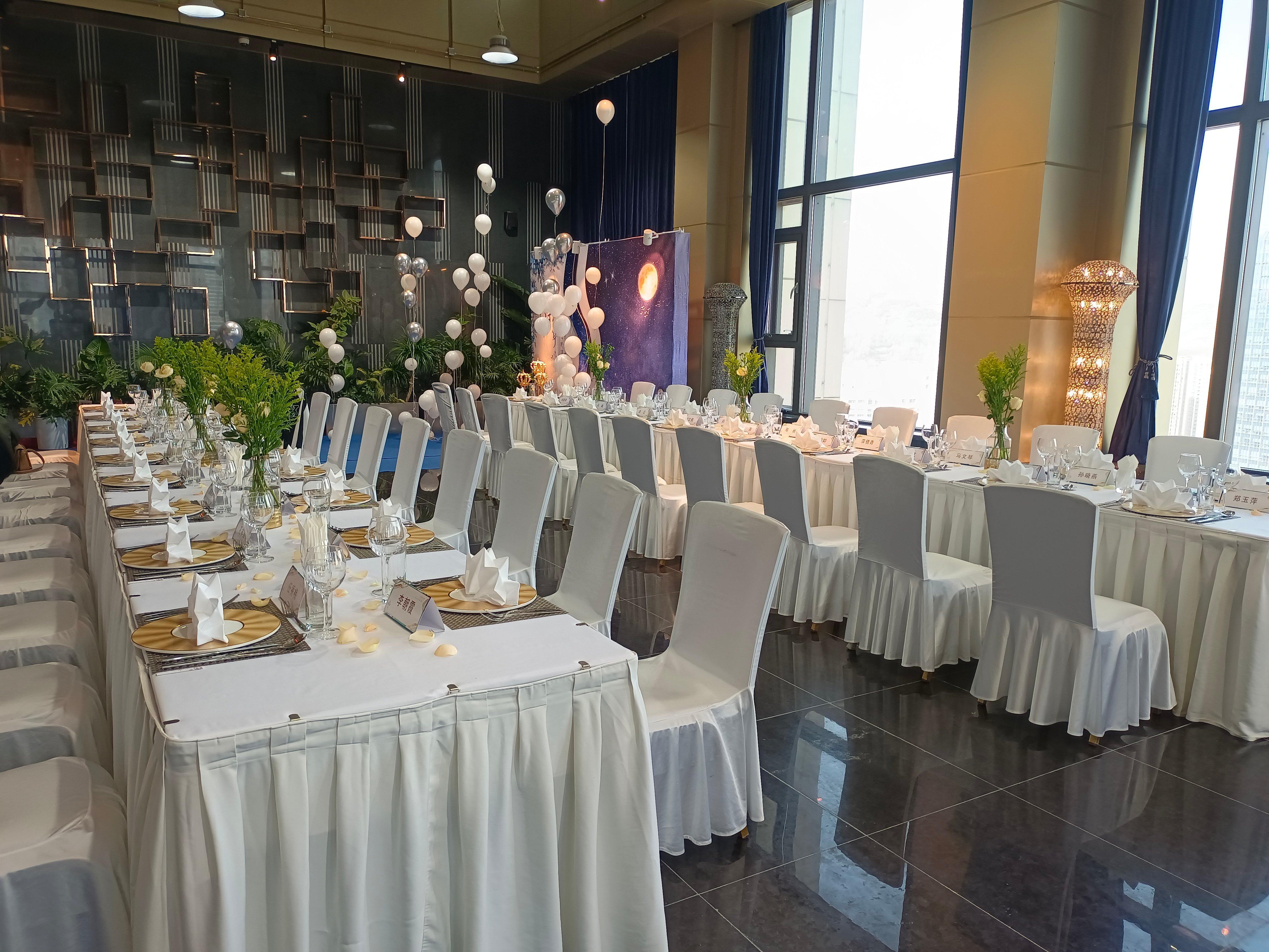 Crowne Plaza Hotel Lanzhou By Ihg Ngoại thất bức ảnh