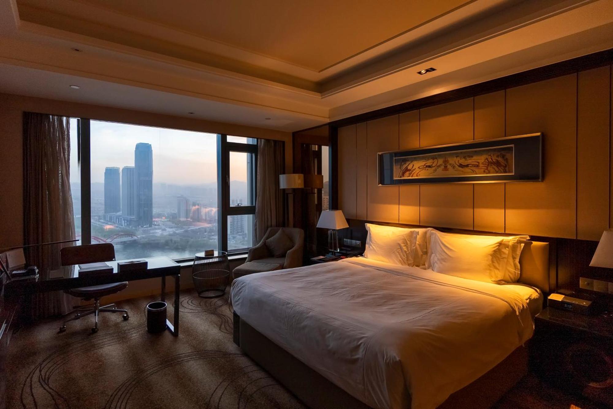 Crowne Plaza Hotel Lanzhou By Ihg Ngoại thất bức ảnh